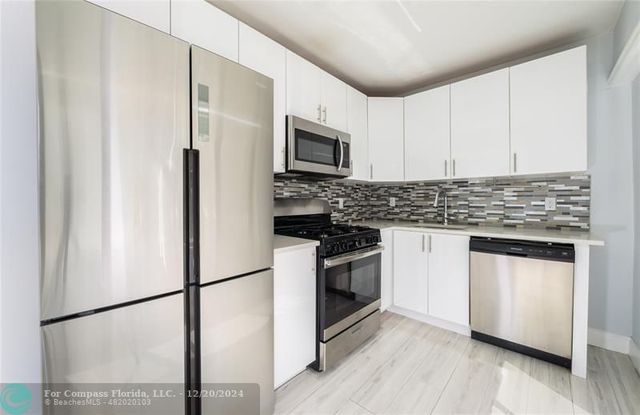 $1,850 | 1605 East Broward Boulevard, Unit 1 | Victoria Park