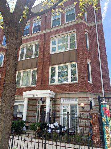 $415,000 | 1334 South Wabash Avenue, Unit B | South Loop