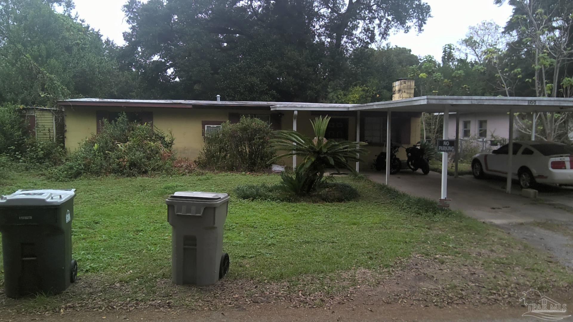 a view of outdoor space yard and patio