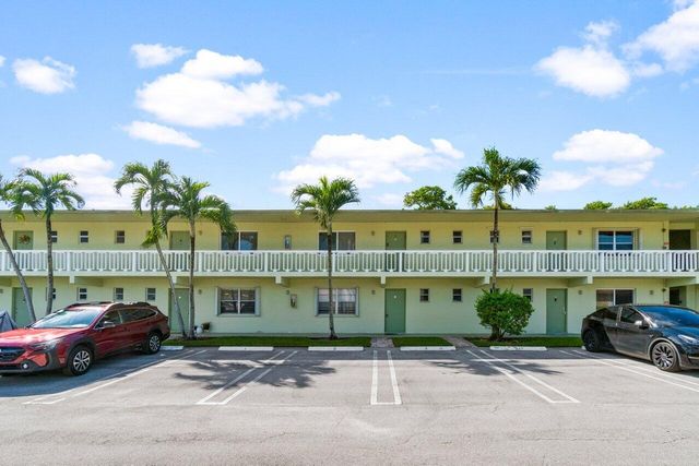 $267,000 | 658 Northeast 6th Court, Unit E | Boynton Beach