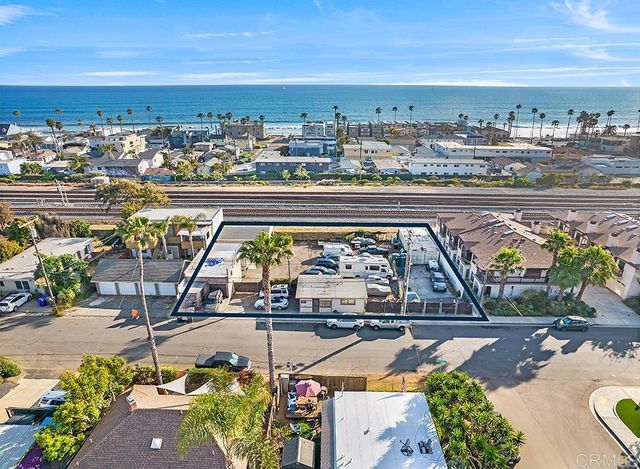 $2,200,000 | 907 South Cleveland Street | Downtown Oceanside