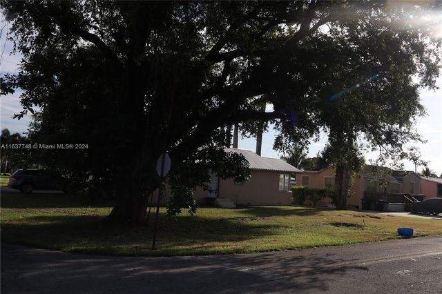 $359,000 | 317 Northwest Ave I | Belle Glade