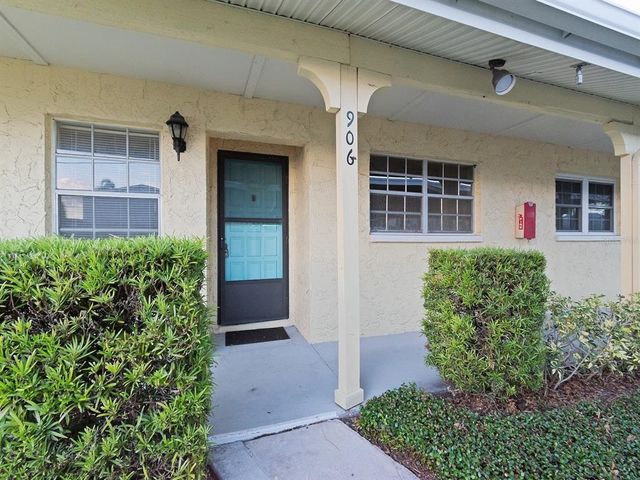 $166,900 | 2465 Northside Drive, Unit 906 | Clearwater