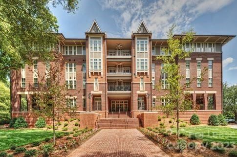 $5,251 | 2100 Queens Road West, Unit PANORAMA | Myers Park