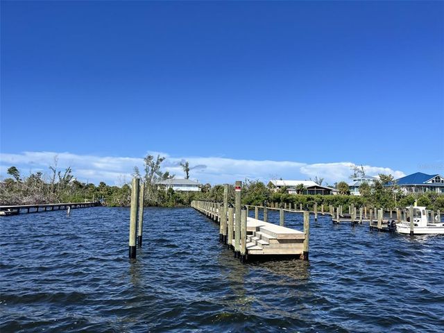 $575,000 | 9004 Seagrape Lane | Don Pedro Island