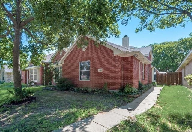 $1,899 | 1629 Myrtle Drive | Little Elm