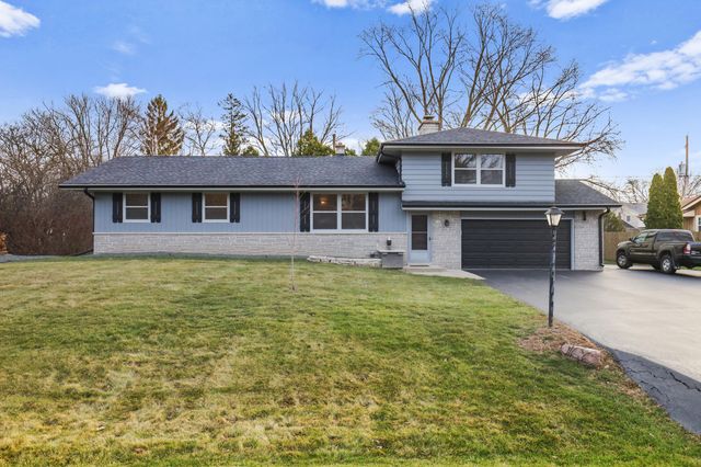 $360,000 | 9166 North Silver Brook Lane | Brown Deer