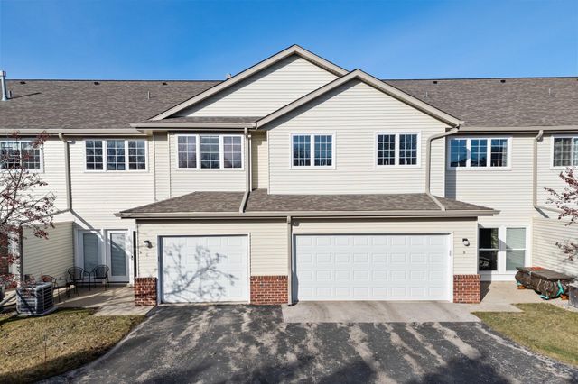 $245,000 | 2428 Fox River Parkway, Unit C | Waukesha