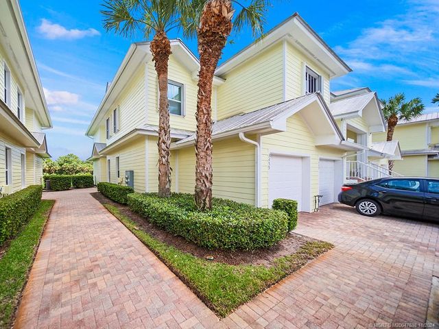 $419,000 | 3455 Southwest Sawgrass Villas Drive, Unit 8 | Old Palm City