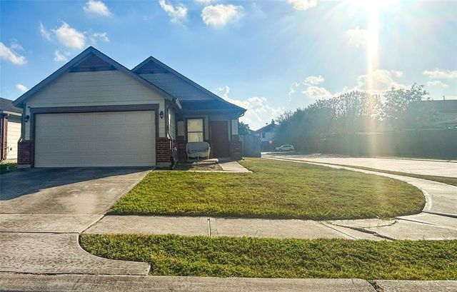 $225,000 | 15622 Liberty Maple Drive | Liberty Lakes