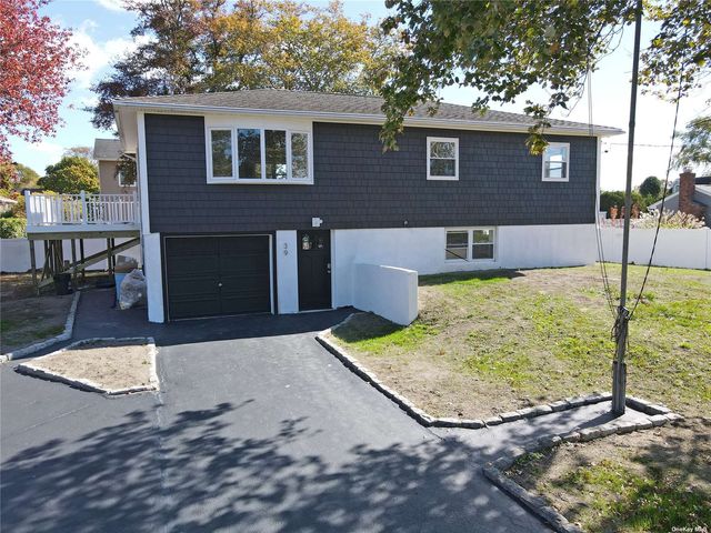 $669,999 | 39 Roosevelt Boulevard | East Patchogue