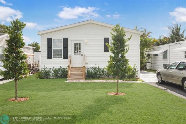 $349,900 | 2670 Southwest 54th Street | Dania Beach