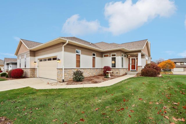 $595,000 | 441 Grandview Drive | Waunakee