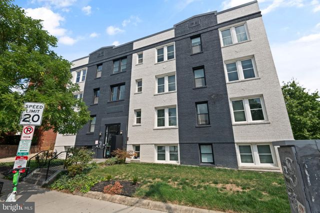 $389,000 | 3101 Sherman Avenue Northwest, Unit 402 | Columbia Heights