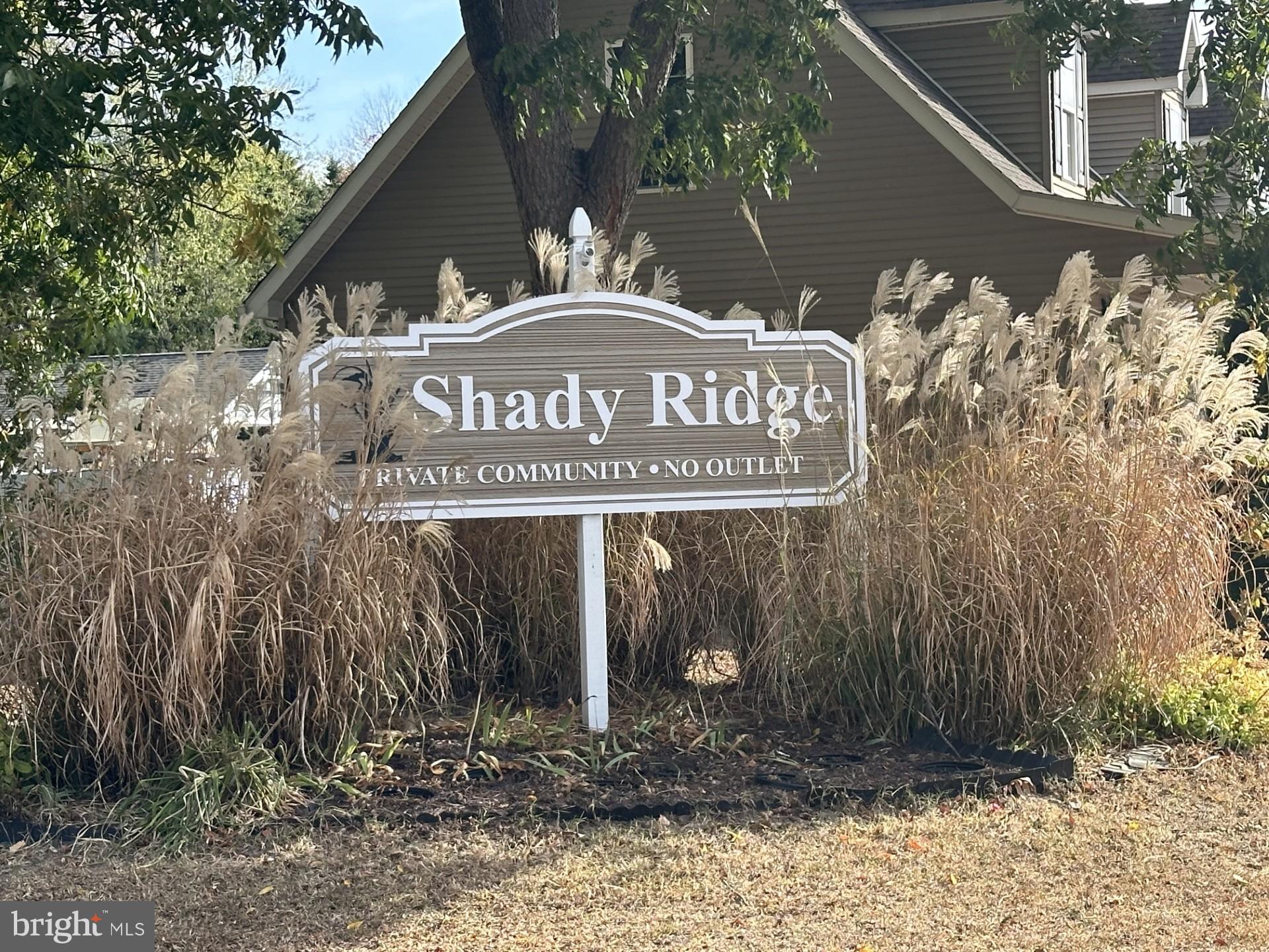 a sign broad on the side of a building