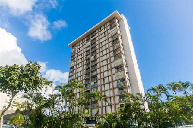 $499,000 | 1617 Ke’eaumoku Street, Unit 403 | Makiki