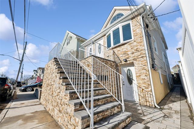 $1,100,000 | 102-23 164th Drive | Howard Beach