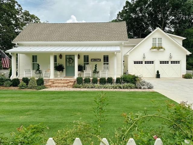 $1,489,000 | 9656 Davis Street | Braselton