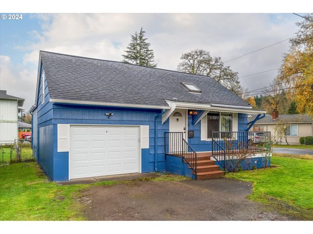 $310,000 | 407 Division Street | Kelso