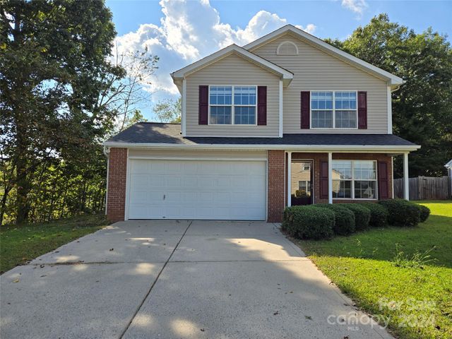 $319,995 | 2008 8th Street Southeast | Hickory