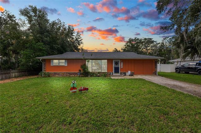 $280,000 | 1210 Tangerine Parkway Northeast | Winter Haven