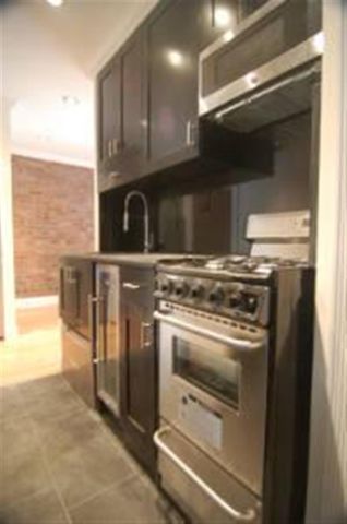 $6,295 | 115 Mulberry Street, Unit 1R/2R | Little Italy