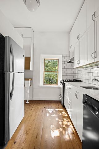 $3,450 | 274 9th Street, Unit 3 | Park Slope