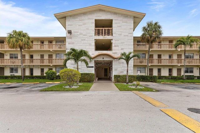 $90,000 | 1395 Northeast 167th Street, Unit 205 | Windward