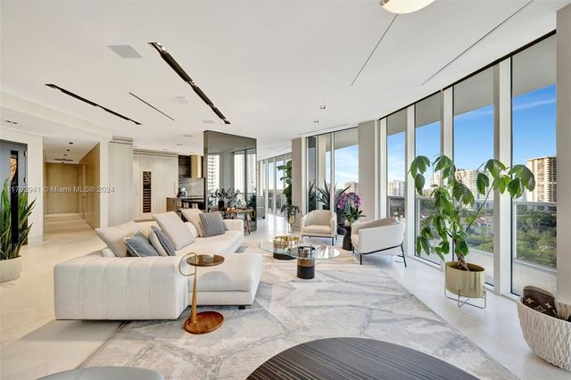 $2,650,000 | 4100 Island Boulevard, Unit 1004 | Williams Island