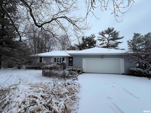 $99,900 | 418 North Trivoli Road | Trivoli