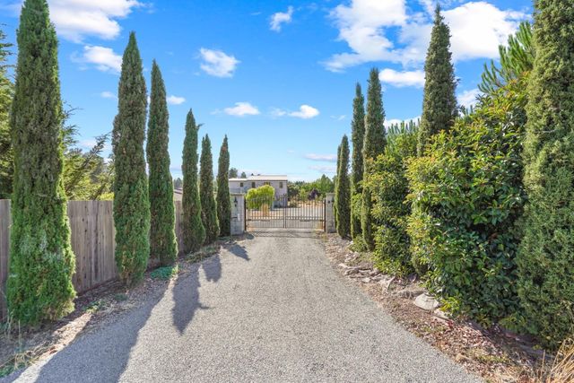 $3,499,000 | 5300 Gravenstein Highway South