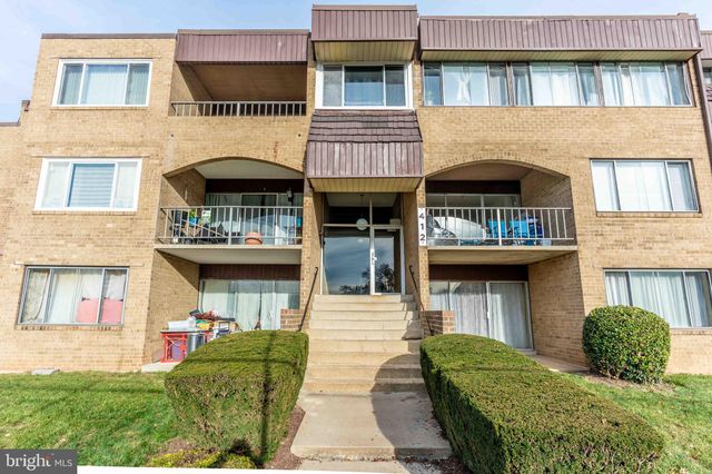 $230,000 | 412 Girard Street, Unit 103 | Gaithersburg