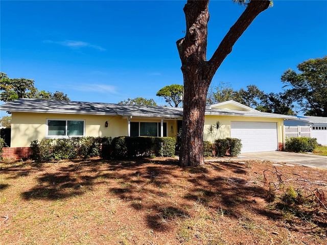 $429,900 | 1991 67th Avenue South | Greater Pinellas Point