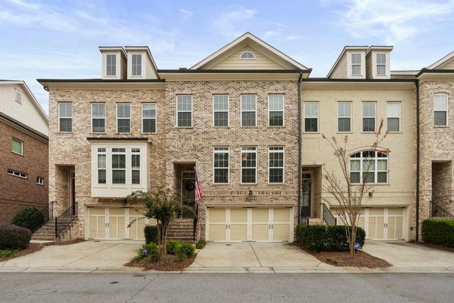 $705,000 | 1721 Kenstone Walk | Dunwoody