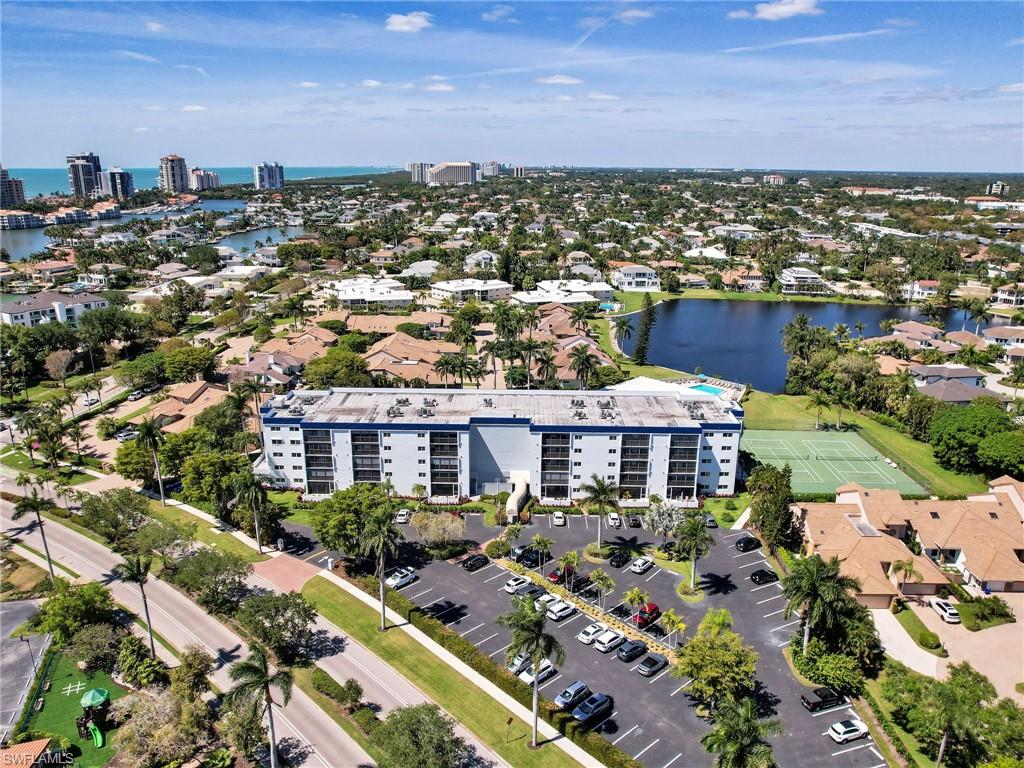 Bird's eye view with a water view