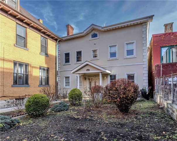 $999,900 | 125 South 16th Street | South Side Flats