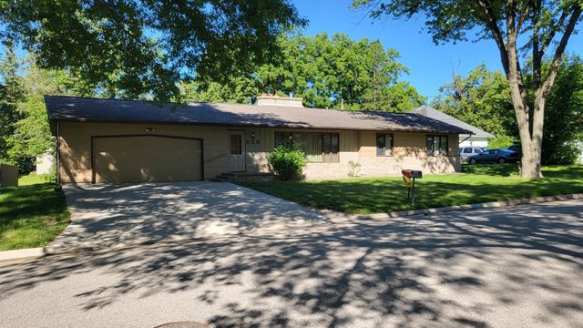 $329,900 | 920 Birch Boulevard | Winona