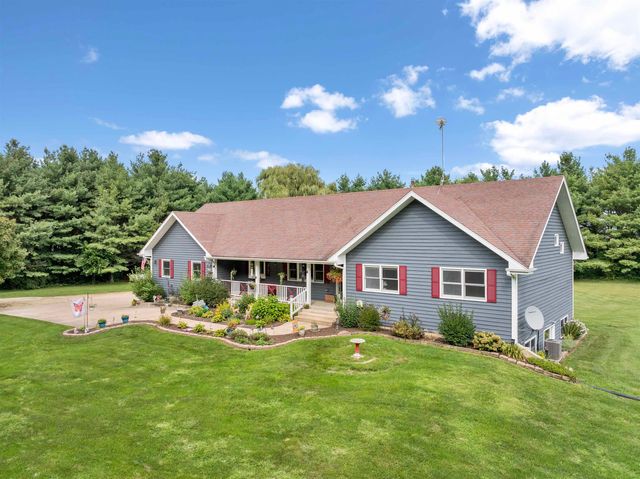 $550,000 | 8804 Nilsen Court | Chemung Township - McHenry County