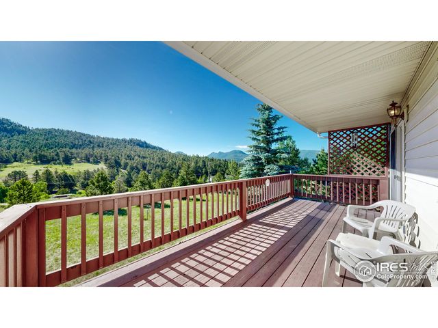 $715,000 | 1840 North Ridge Lane | Estes Park