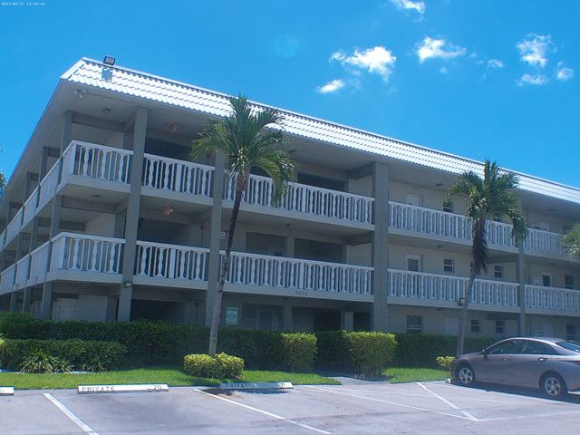 $159,900 | 9872 Marina Boulevard, Unit 1434 | Sandalfoot Cove