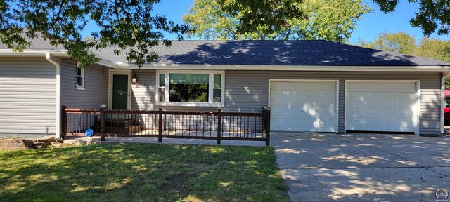 $319,900 | 5946 Southwest 57th Street | Mission Township - Shawnee County