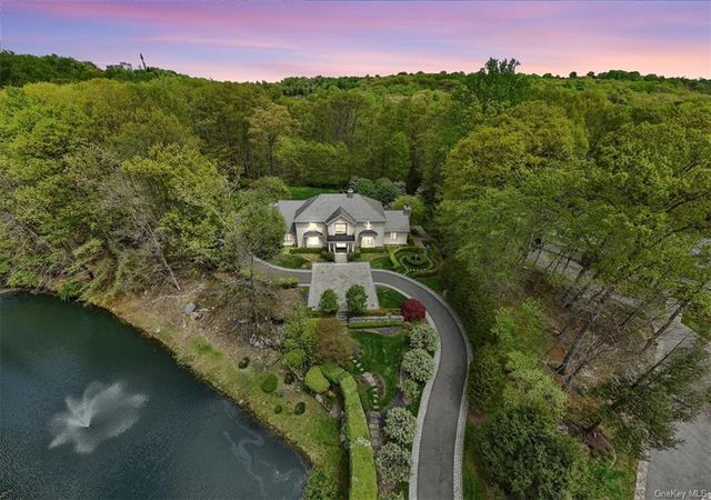 $2,500,000 | 81 Cottonwood Lane | Briarcliff Manor