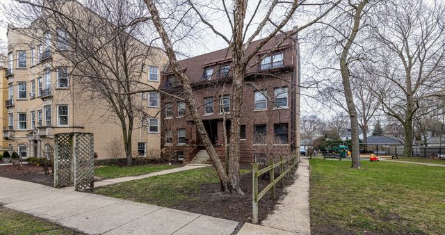 $1,675,000 | 643 Hinman Avenue | Evanston