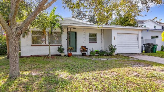 $650,000 | 320 Tucker Street | Safety Harbor