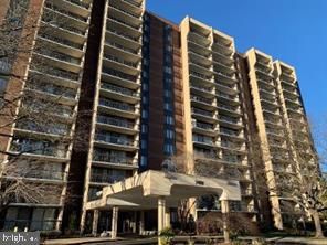 $350,000 | 7401 Westlake Terrace, Unit 113 | Potomac