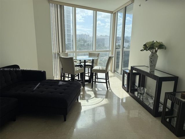 $4,500 | 18201 Collins Avenue, Unit 708 | Trump Royale