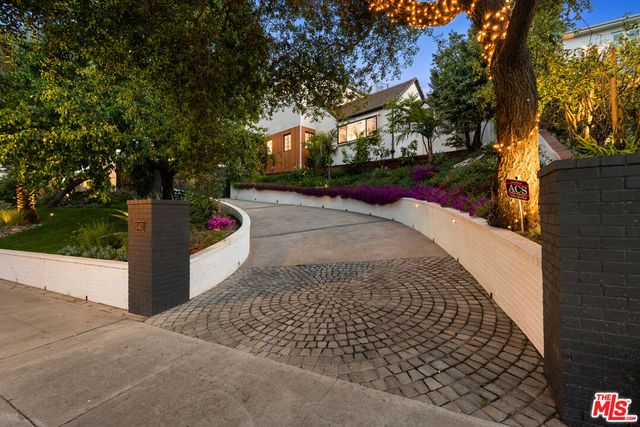 $9,995,000 | 10401 Wyton Drive | Westwood