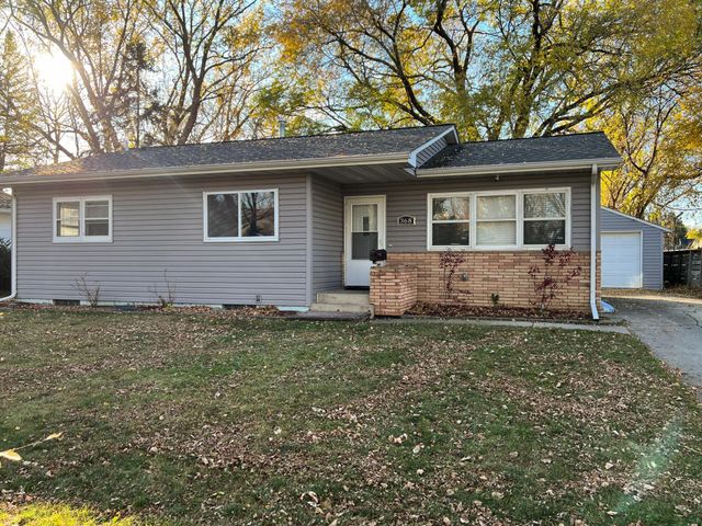 $200,000 | 368 13th Street Southeast | Willmar