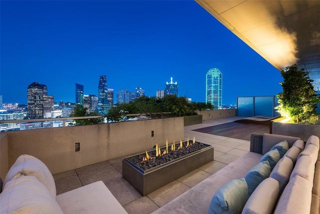 $5,750,000 | 2200 Victory Avenue, Unit 2701 | Victory Park