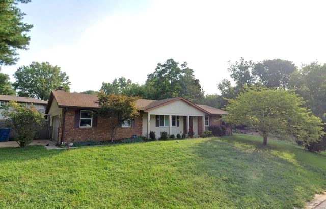 $2,100 | 2002 Lemontree Lane | Collinwood